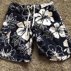 Men’s swim trunks